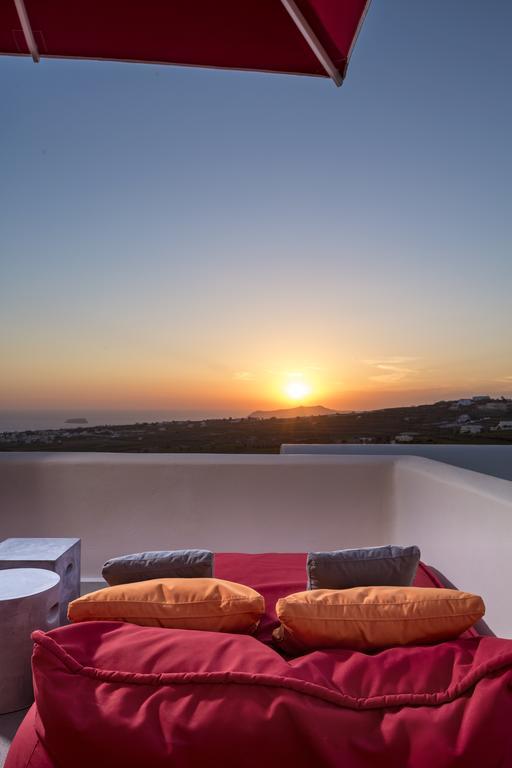 Art Hotel Santorini Pyrgos Kallistis Habitación foto