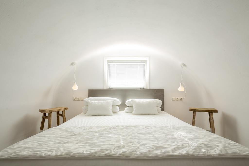 Art Hotel Santorini Pyrgos Kallistis Habitación foto